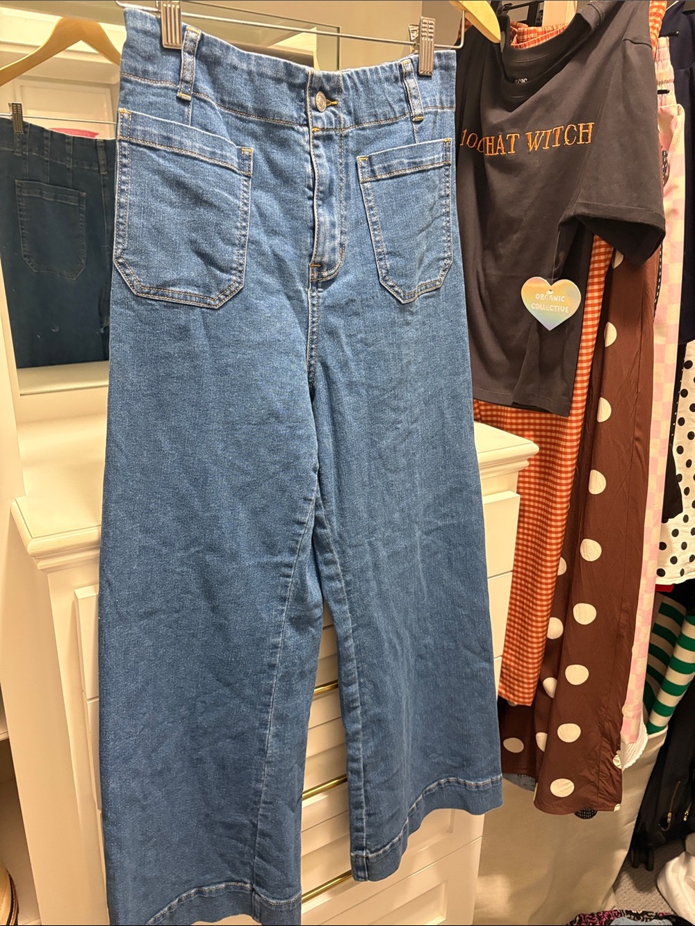 eesome Wide-Leg High-Rise Jeans in Blue Wash